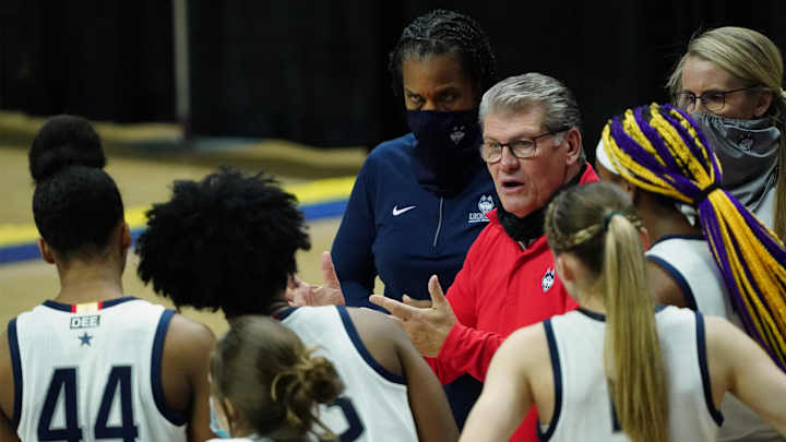 UConn's Geno Auriemma Passes Pat Summitt for Second on Wins List