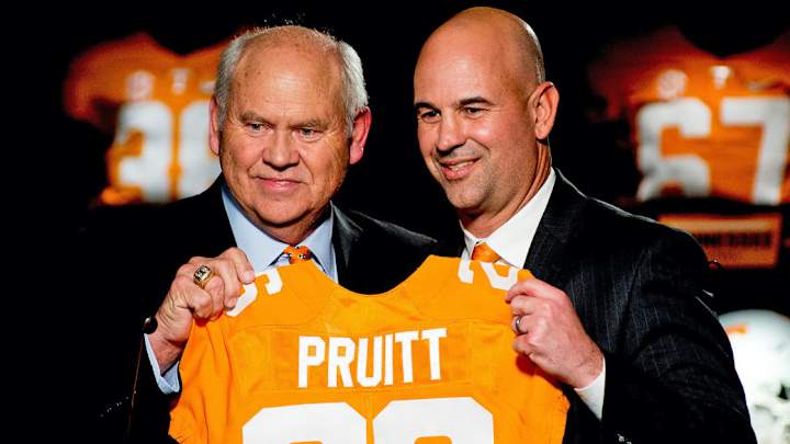 Sources Reveal Why Texas Couldn't Hire Ex Tennessee Head Coach