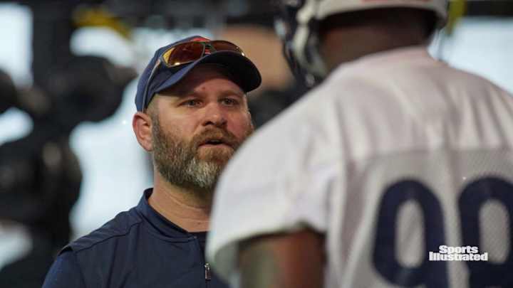 Bears Lose Defensive Line coach Jay Rodgers to Chargers