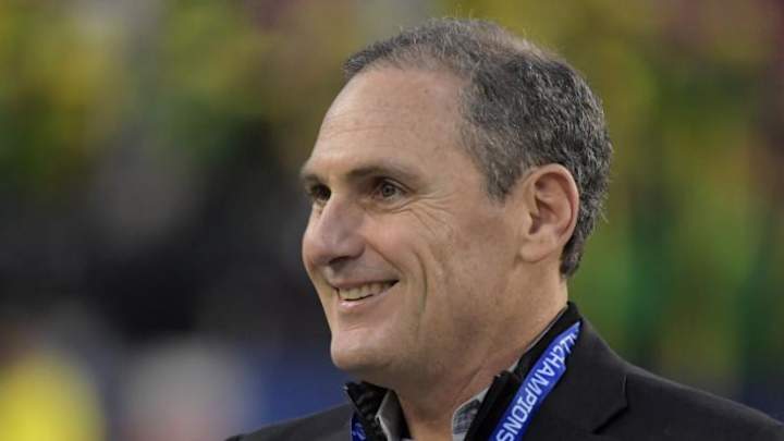 Larry Scott to Step Down as Pac-12 Commissioner Larry Scott to Step Down as Pac-12 Commissioner