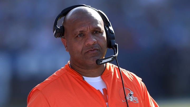 Report: Steelers Interview Former Browns HC Hue Jackson for OC Job