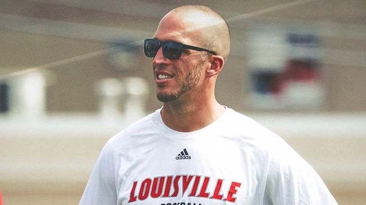 Report: Cincinnati 'Expected' to Hire Louisville QB Coach Pete Thomas Report: Cincinnati 'Expected' to Hire Louisville QB Coach Pete Thomas