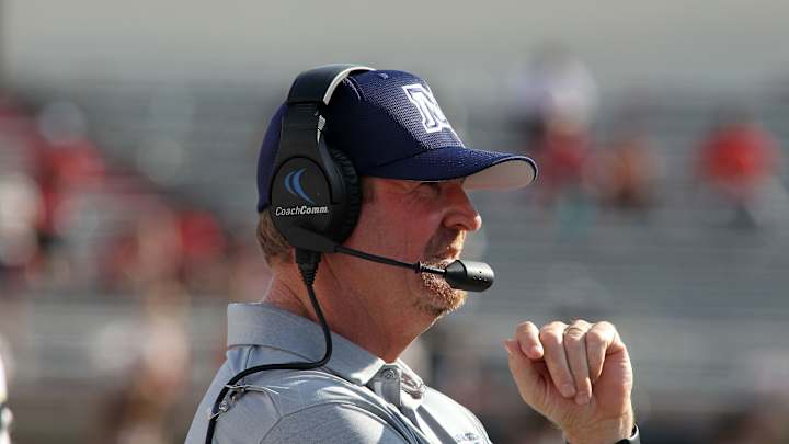 Choate Officially Joins Longhorns As LB Coach