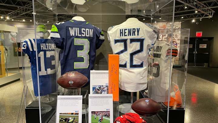 Henry 2,000-Yard Mementos Now on Display at Hall of Fame Henry 2,000-Yard Mementos Now on Display at Hall of Fame