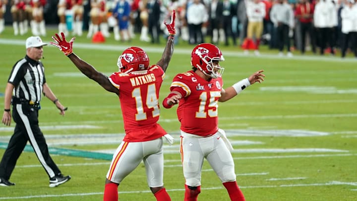 Reports: Patrick Mahomes Diagnosed with Turf Toe, Sammy Watkins 'Not Optimistic' to Play Sunday