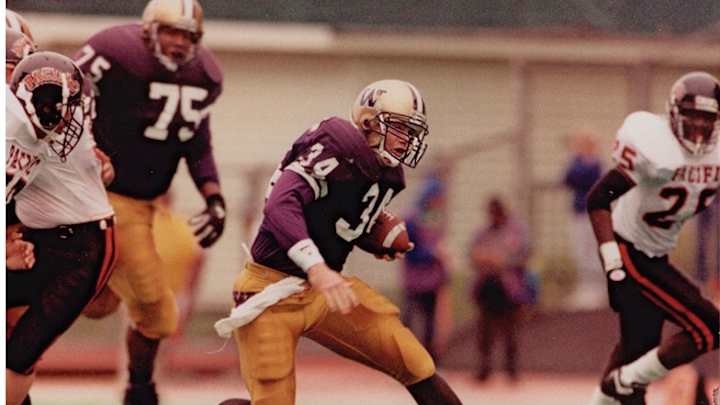 Road to 1991 Perfection: Title Team Affects How Johnson Hires People, Watches Huskies