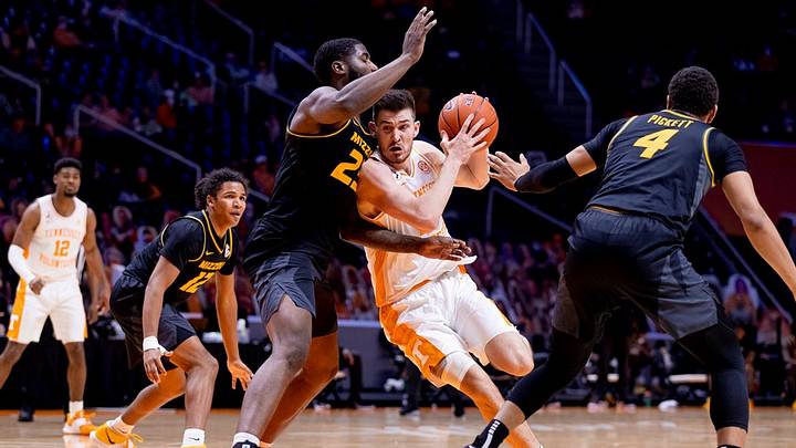 Vols Among Nation's Best in Blue Ribbon Preseason Poll