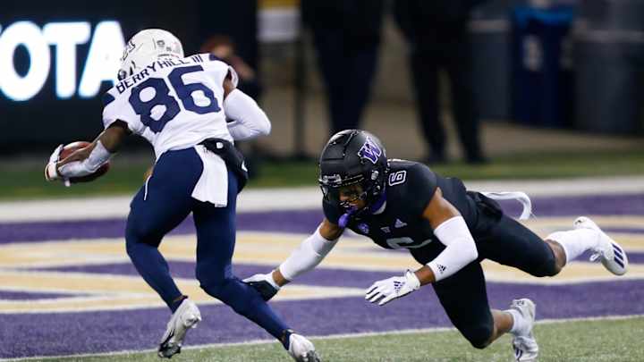 Turner, Williams Set to Engage in UW's Fiercest Starting Competition Turner, Williams Set to Engage in UW's Fiercest Starting Competition