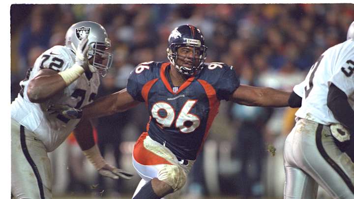 Hasselbach Started for Broncos in 1999 Super Bowl, but not for UW