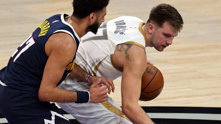 Mavs Talk: Will 'Closed-Door Team Meeting' - And 3 COVID-Healthy Players - Help?