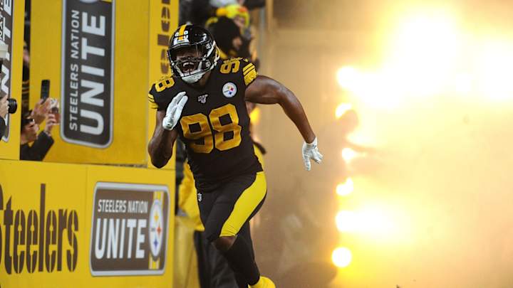 Weighing Steelers Cap Casualty Options Ahead of Uncertain Offseason