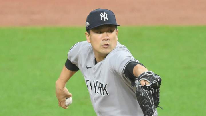 Masahiro Tanaka Returns to Japan After Seven Seasons With Yankees