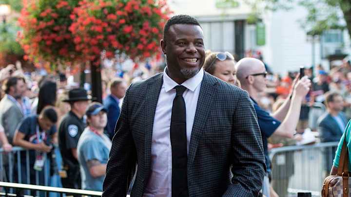 Ken Griffey Jr. Hired as MLB Senior Advisor for Youth Development Ken Griffey Jr. Hired as MLB Senior Advisor for Youth Development