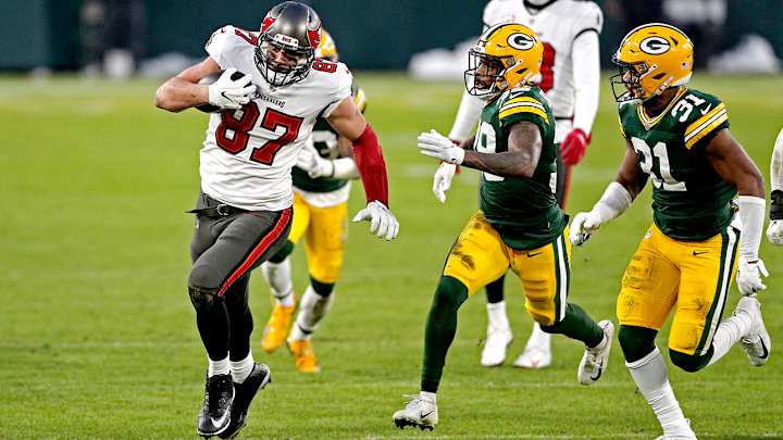 Looking Back at Rob Gronkowski's Super Bowl Wins