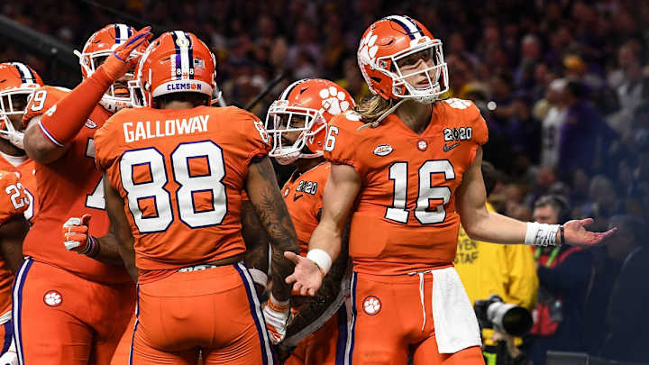 Troy Aikman Comments on, Breaks Down Jaguars’ Prospect Trevor Lawrence Troy Aikman Comments on, Breaks Down Jaguars’ Prospect Trevor Lawrence