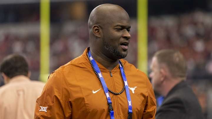 Vince Young Has New Job at Old Stomping Grounds Vince Young Has New Job at Old Stomping Grounds
