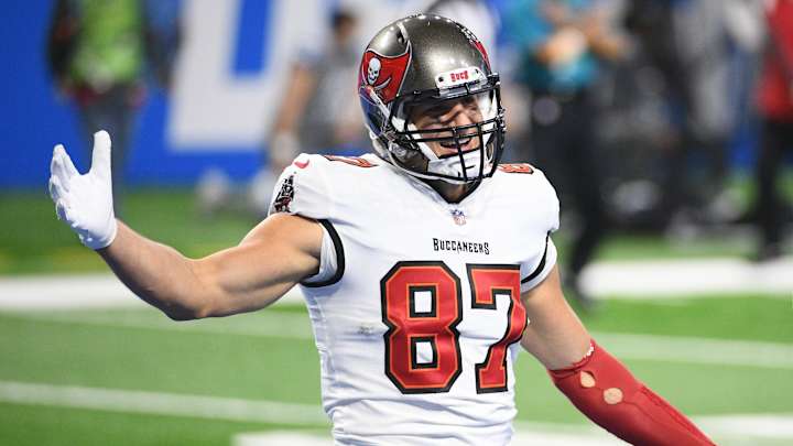 Rob Gronkowski Pays Off Bet After Arizona's Loss in Territorial Cup Rob Gronkowski Pays Off Bet After Arizona's Loss in Territorial Cup