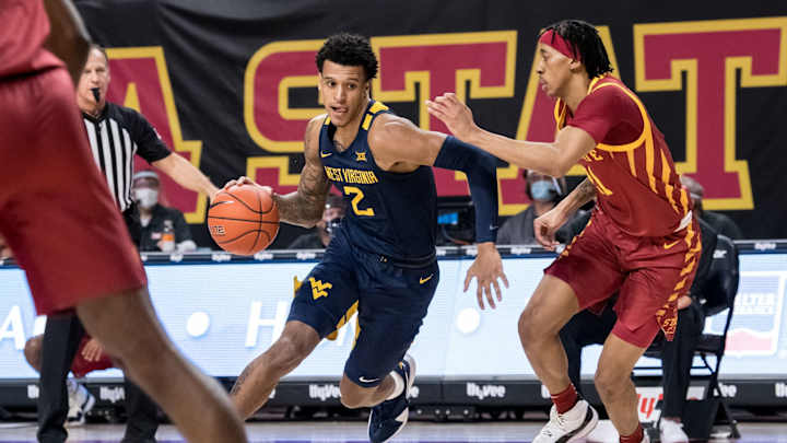 No. 17 West Virginia Survives Another Scare from Iowa State