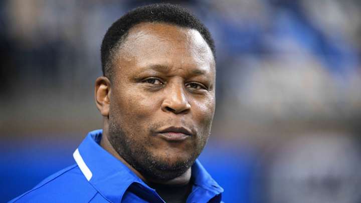 Hall of Famer Says Henry Can Top 2,000 Yards Again