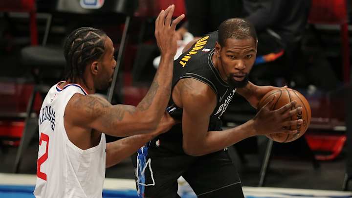 Kevin Durant calls Kawhi Leonard a "Hall of Fame player"
