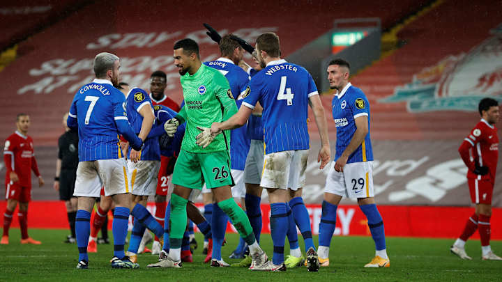 Liverpool's Second Straight Home Loss Threatens to Derail Its Title Defense