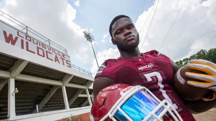 Defensive lineman Ty Cooper signs with Mississippi State