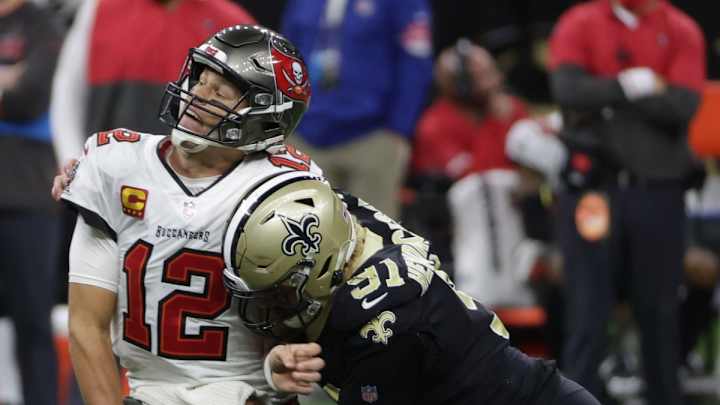 Saints Position Grade: Defensive End Saints Position Grade: Defensive End