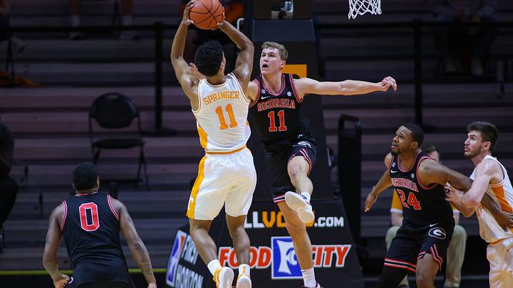 Surging Springer Helps Propel Vols to Two Straight Wins with Elite Performances