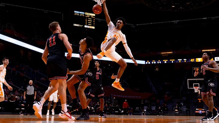 Nichols: No. 16 Tennessee stuffs rim and stat sheet in  win over Georgia