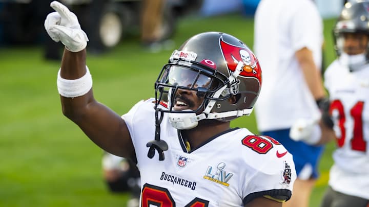Tampa Bay Buccaneers 2021 Free Agent Profile: WR Antonio Brown