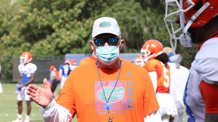 Florida Gators TE Coach Tim Brewster Raves About Early Enrollees, Bowman