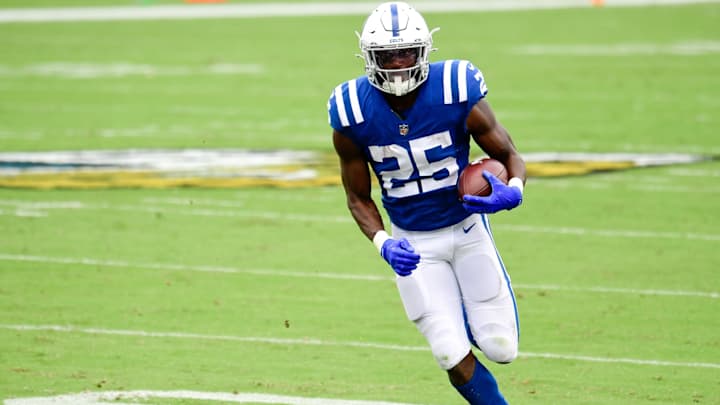 Steelers Running Back Search: Potential Free Agent Targets Headed to Pittsburgh