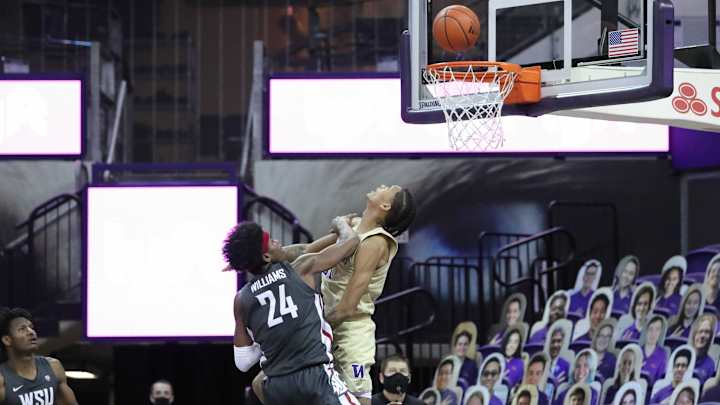 Follow the Leader? Huskies Eke Out Win on Tsohonis Buzzer-Beater