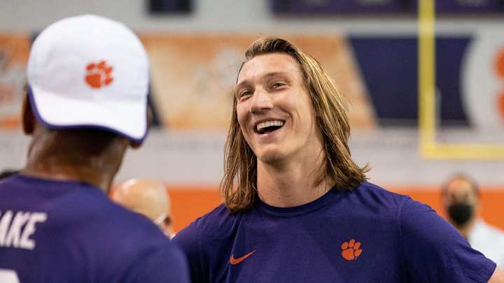 Report: Trevor Lawrence's Shoulder Surgery Successful