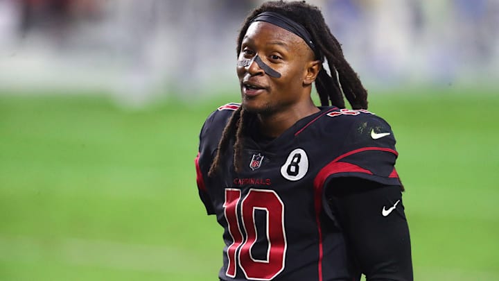 Report: DeAndre Hopkins Expected to Miss Rest of Regular Season With Knee Injury
