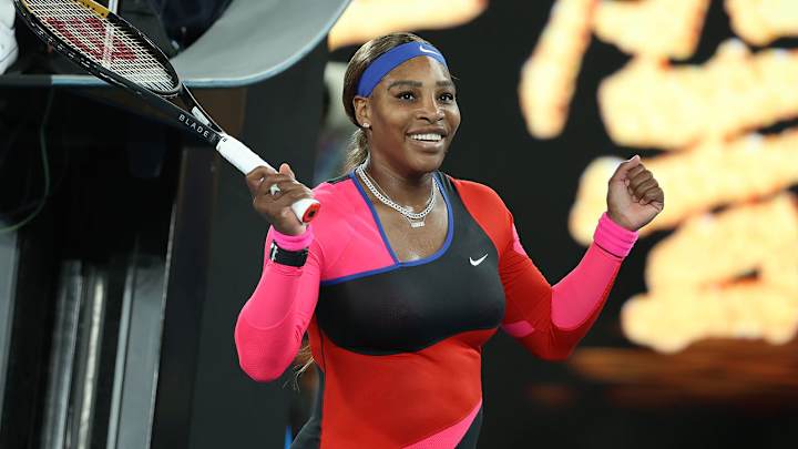 Serena Williams Tops Simona Halep at Australian Open to Set Up Naomi Osaka Showdown