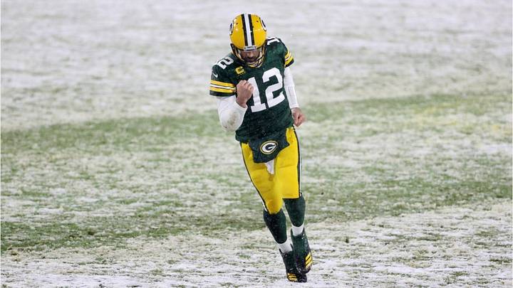 Rodgers Made Big-Time Throws, Avoided Big-Time Mistakes Rodgers Made Big-Time Throws, Avoided Big-Time Mistakes