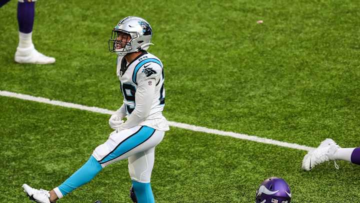 Re-sign or Wave Goodbye: CB Corn Elder