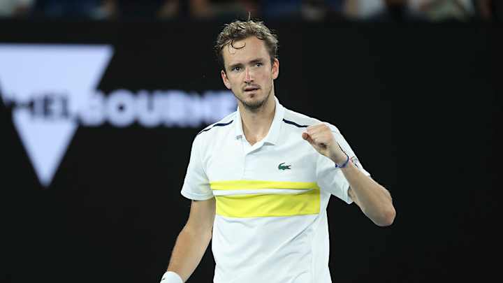 Daniil Medvedev Sets Up Australian Open Final vs. Novak Djokovic After Overwhelming Stefanos Tsitsipas