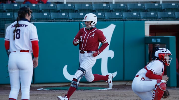No. 6 Alabama Softball Sweeps Saturday Doubleheader over No. 8 LSU, Liberty