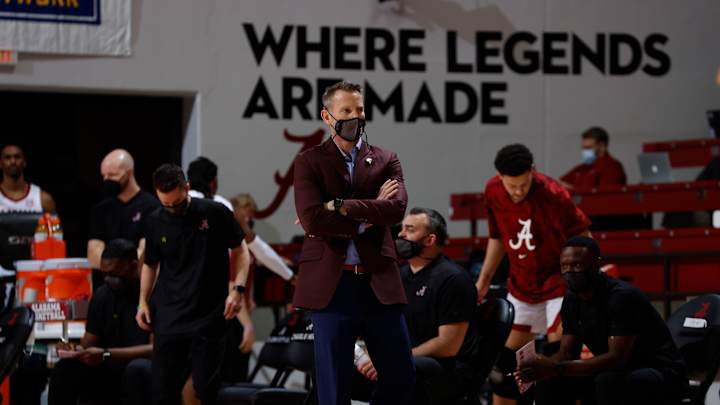Alabama Basketball Up to No. 6 in Latest AP Top 25