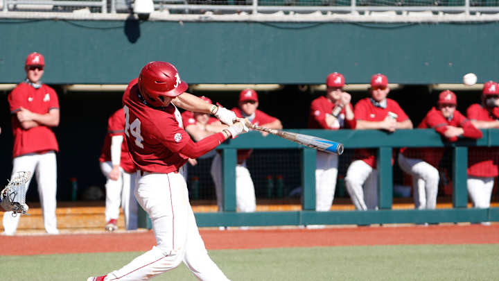 Alabama Baseball Falls to No. 24 in Latest Baseball America Top 25
