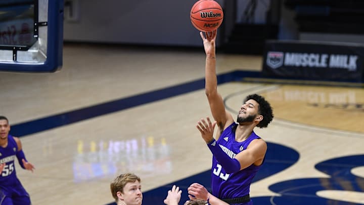 Little-used J'Raan Brooks Will Draw More Playing Time on Arizona Trip