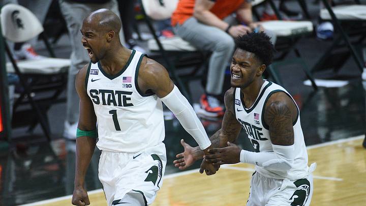 Michigan State Upsets No. 5 Illinois, Gets Huge win at Home Michigan State Upsets No. 5 Illinois, Gets Huge win at Home