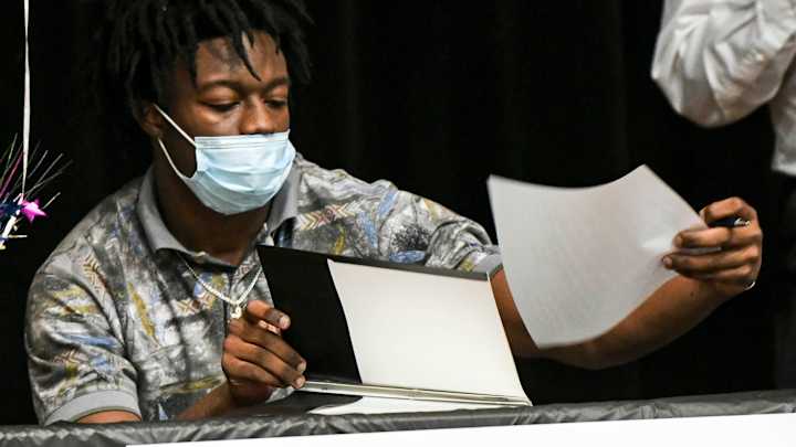 Illini Hope to Find Gem With Late 2021 Commit of DB Kionte Curry