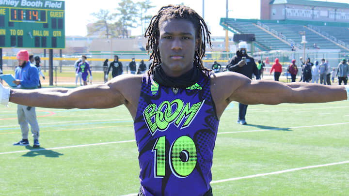 Major Commitment Weekend in College Football: 10 of the Best