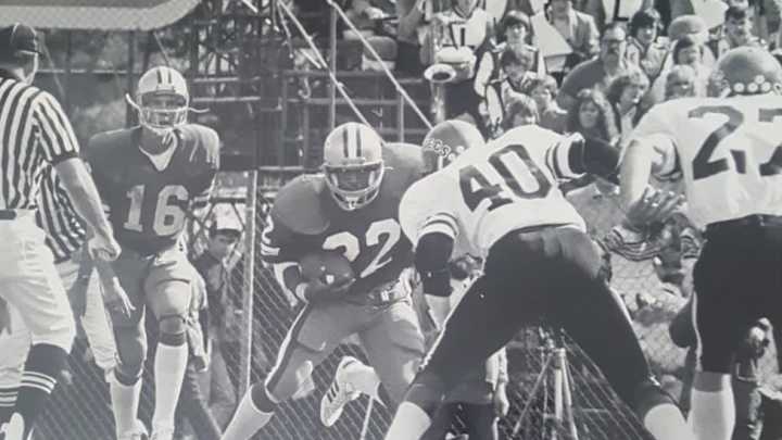 Sterling Hinds Picks Up More Husky Yards — Through Fantasy Football Sterling Hinds Picks Up More Husky Yards — Through Fantasy Football