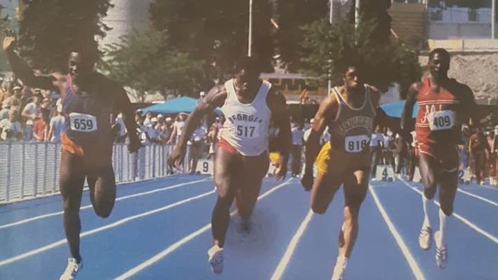 Hinds vs. Herschel: Husky Beat Bulldog in Battle of Greyhounds