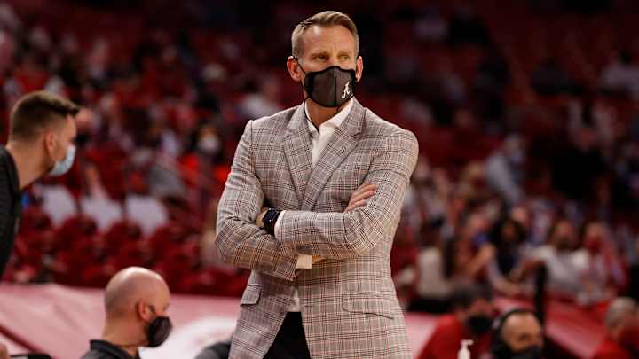 No. 6 Alabama Basketball Not Worrying About Officiating Against Mississippi State