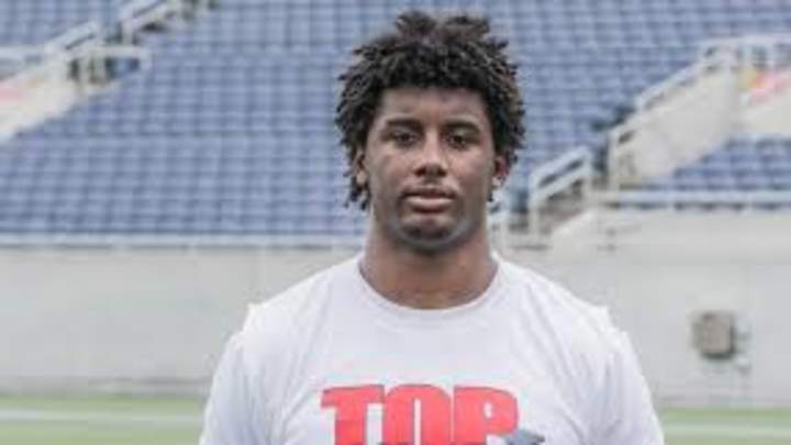 2022 Florida DE Completes Virtual Visit with WVU